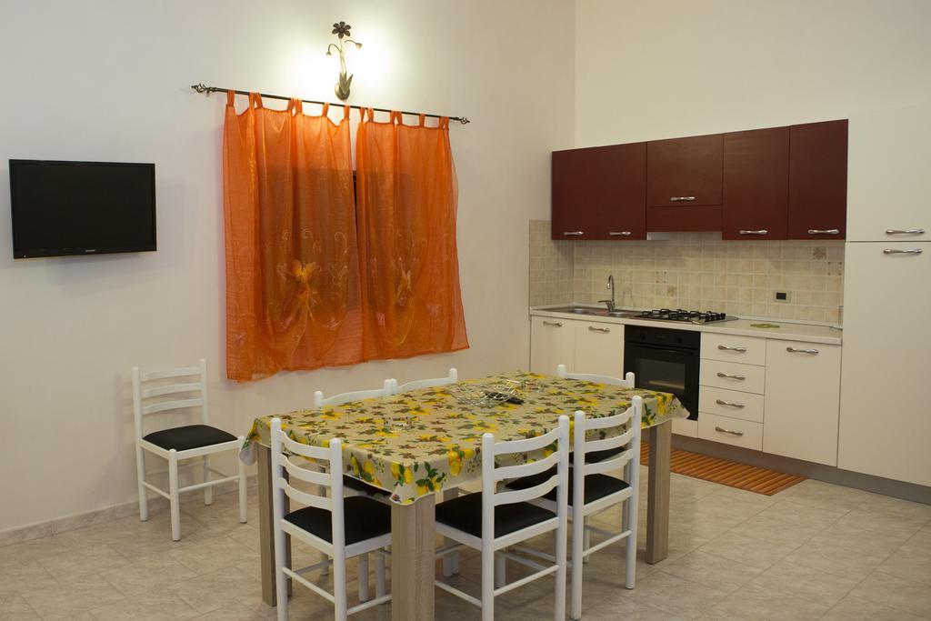 Casa Vacanze Calafarina Pachino Habitación foto