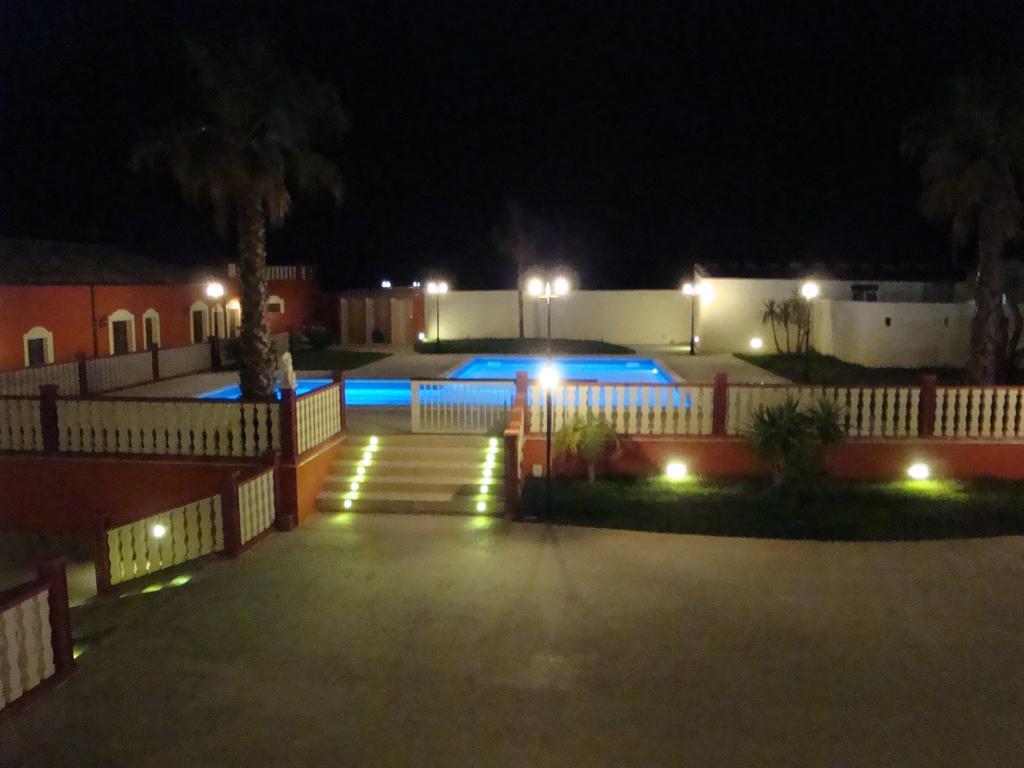 Casa Vacanze Calafarina Pachino Exterior foto